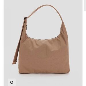 BAGGU Nylon Shoulder Bag in coco